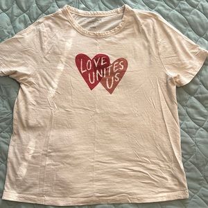 Universal Threads tshirt